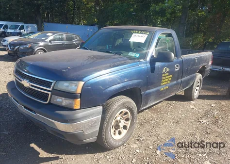 2007 Chevrolet Silverado 1500 Classic Work Truck z USA, uszkodzony, nr VIN 3GCEK14X77G213367